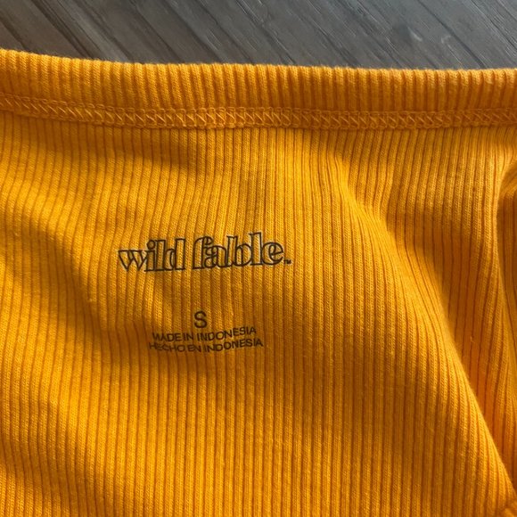 2pc set cropped tanks tops - Picture 4 of 6